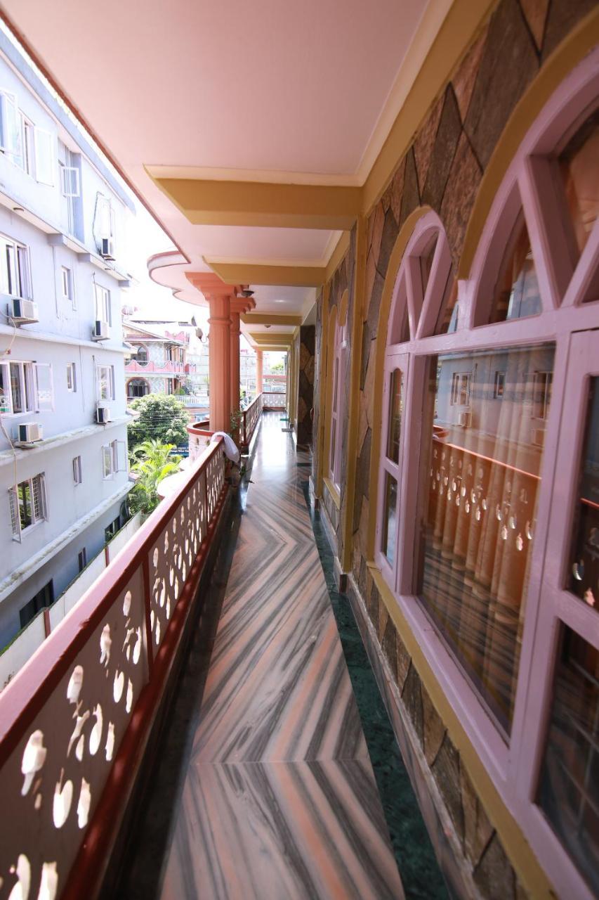 Hotel Himalayan Inn Pokhara Zewnętrze zdjęcie